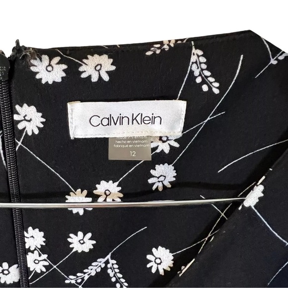 Calvin Klein Floral Jumpsuit Size 12 Black and White Sleeveless Floral Waist Tie - Picture 8 of 9